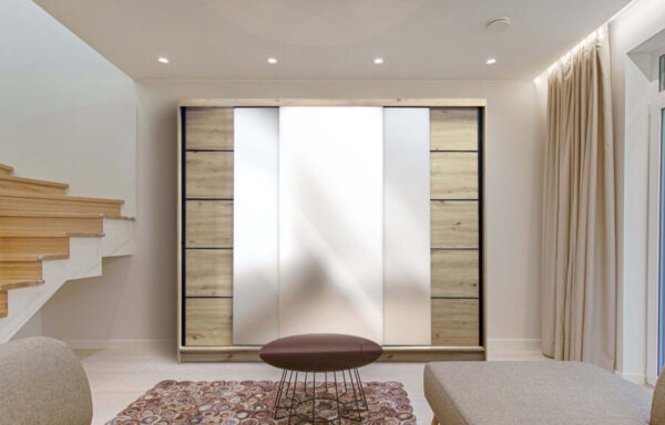 Klizni plakar DAVOS VIII sa ogledalom 250